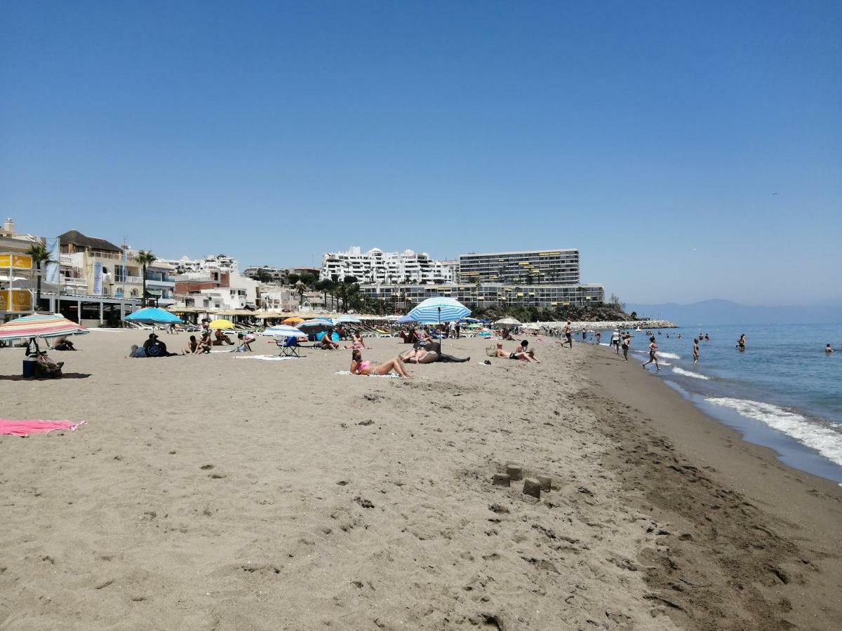 Apartamento Carihuela Playa Lägenhet Torremolinos Exteriör bild