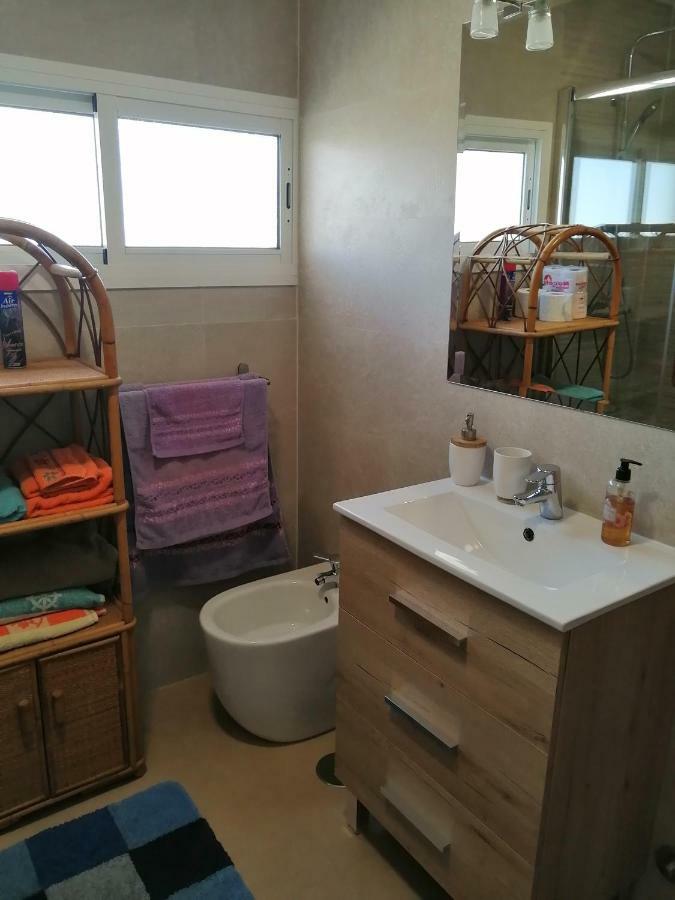 Apartamento Carihuela Playa Lägenhet Torremolinos Exteriör bild