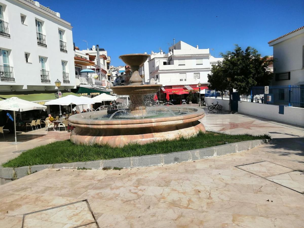 Apartamento Carihuela Playa Lägenhet Torremolinos Exteriör bild